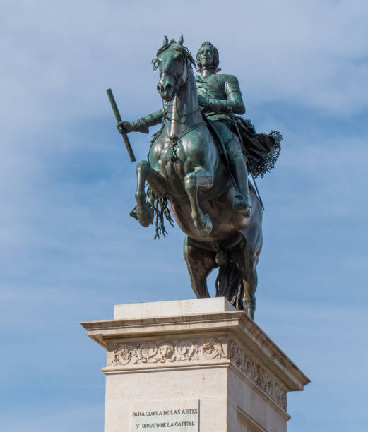 istock Isabel Segunda Statue and monument at Orient Square in Madrid 982762070
