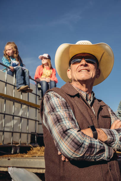 istock Utah ranchers in the morning 982765004