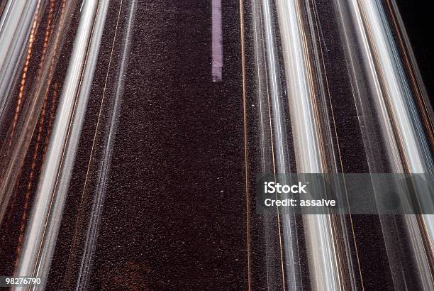 Foto de Autobahn e mais fotos de stock de Aproximar - Aproximar, Autoestrada, Azul
