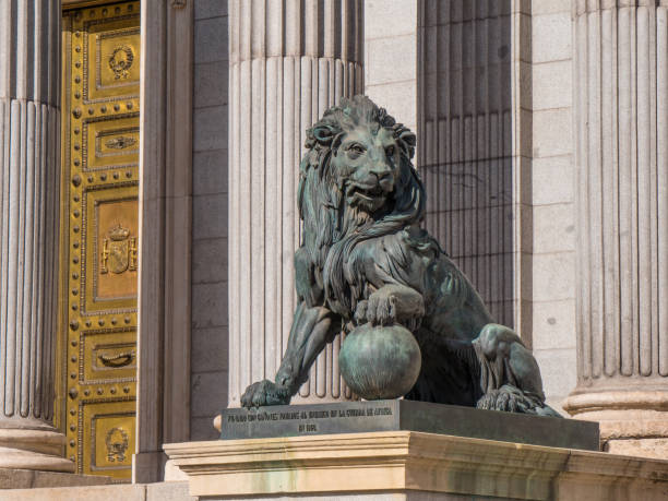 istock The Lions at the Assembly Building in Madrid 982787762