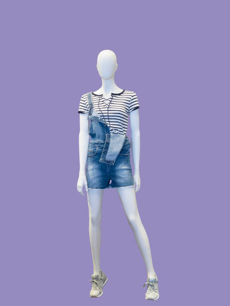 istock Full-length female mannequin. 982796334