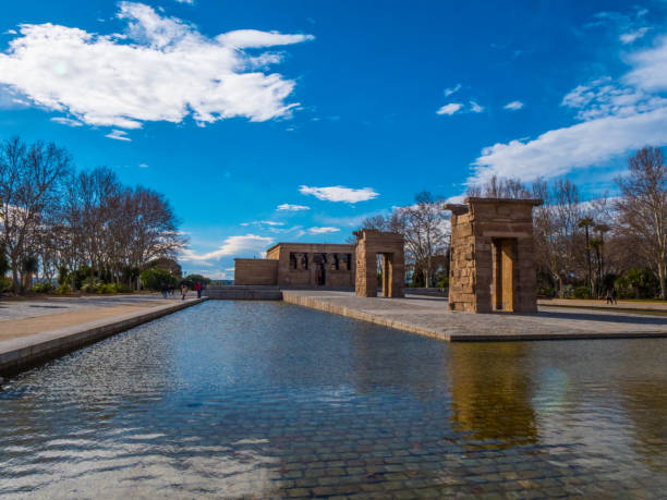 istock Debod temple at West Park in Madrid - the Templo de Debod 982818772