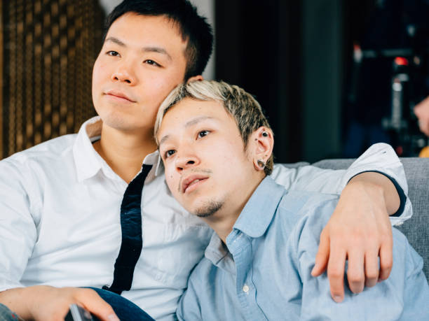 istock Japanese Men Gay Couple 982846204