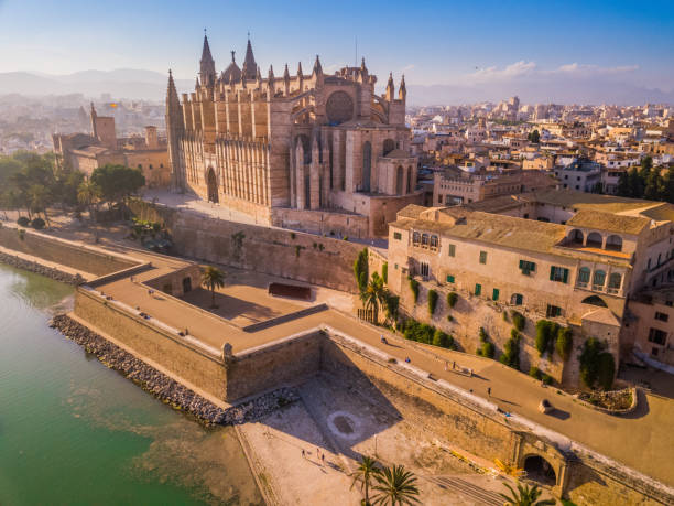 istock Historic Cathedral La Seu in Palma de Mallorca. Drone view. 982884204