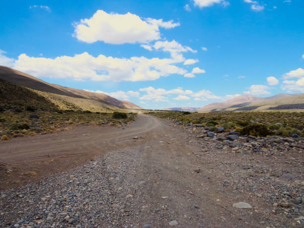 istock Route 220 to El Sosneado, Mendoza, Argentina 982951318