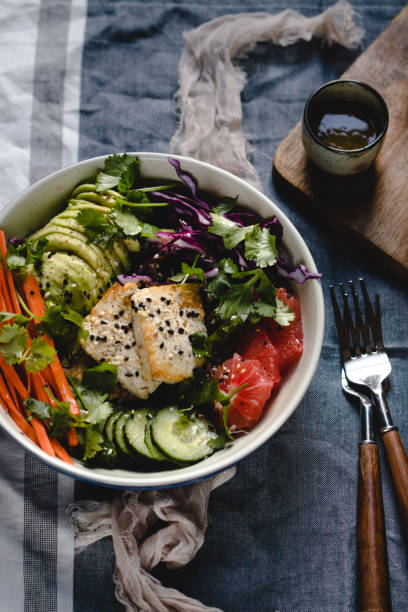 istock Buddha bowl with tofu and vegetables 982982444