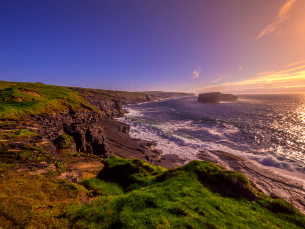 istock Wonderful Cliffs of Kilkee at sunset - Irish west coast 983231518