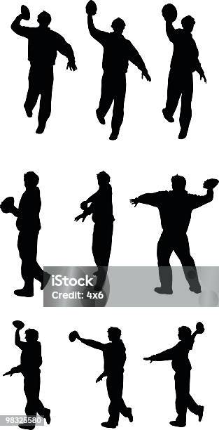 Diverses Poses De Guy Lancer Un Joueur De Football Vecteurs libres de droits et plus d'images vectorielles de Armée - Armée, Balle ou ballon, Ballon de football américain