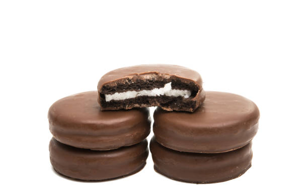 istock chocolate biscuit sandwich in chocolate glaze 983330694