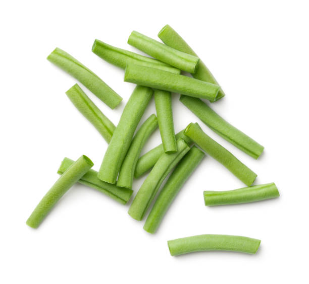 haricots verts isolées on white background - green bean photos et images de collection