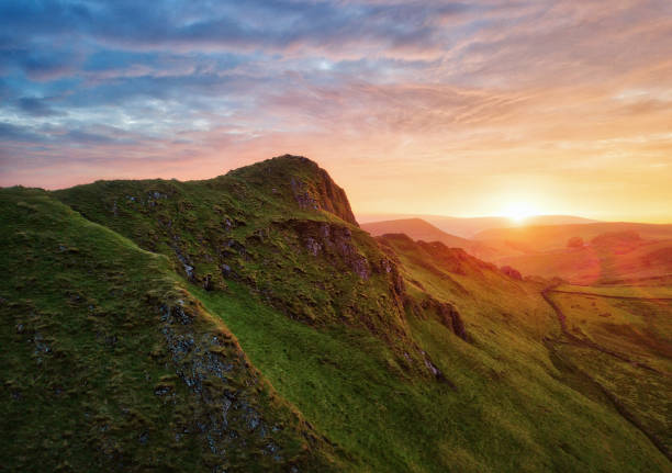 istock Chrome Hill seen from Parkhouse Hill in Peak District UK during Sunset 983503170