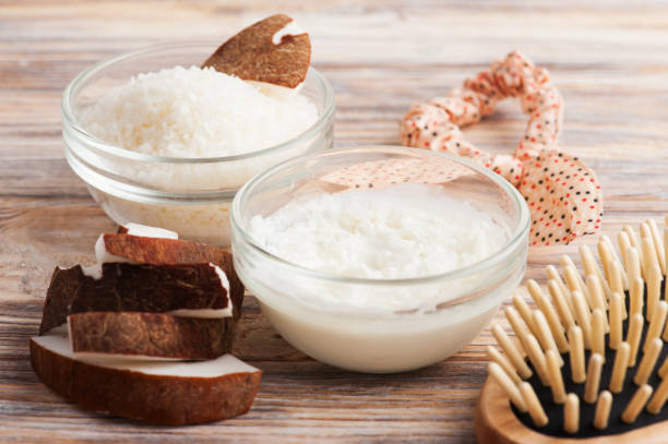 istock Natural hair treatment with coconut 983520672