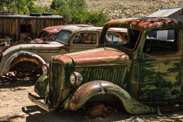 istock Green Truck 983686950