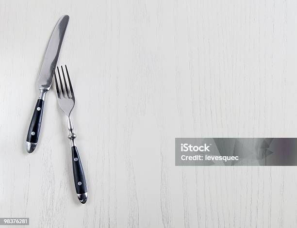 Messer Und Gabel Stockfoto und mehr Bilder von Bildhintergrund - Bildhintergrund, Essen am Tisch, Farbbild