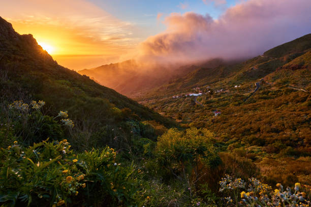 istock village in Tenerife mountains 983883070