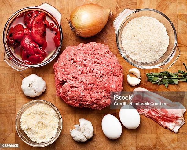 Polpette Ingredienti Da Sopra - Fotografie stock e altre immagini di Cipolla - Cipolla, Macinato, Pangrattato - Pane