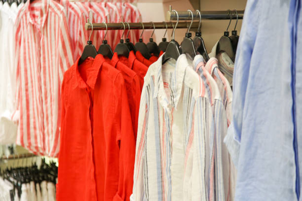 istock Fashionable clothes shop 983974502