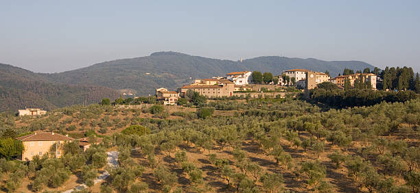 Aldeia Tuscan - fotografia de stock