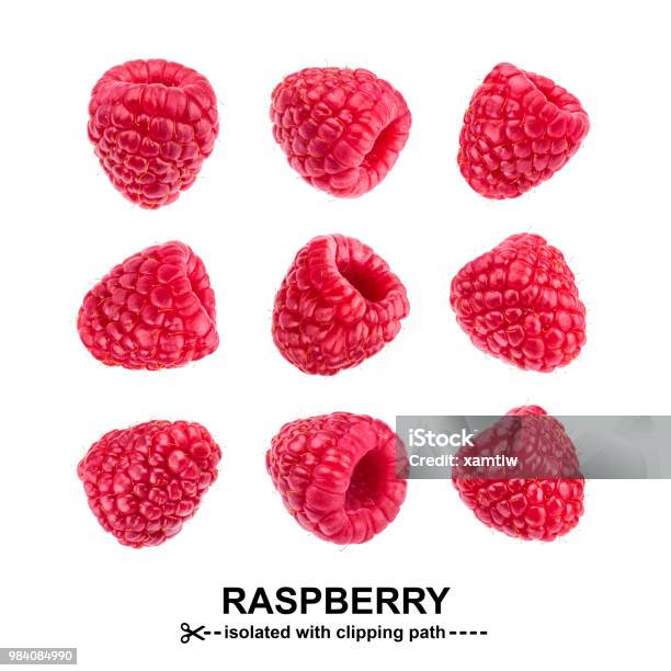 Photo libre de droit de Collection Framboise Framboises Isolés Sur Fond Blanc Avec Un Tracé De Détourage Seamless Pattern banque d'images et plus d'images libres de droit de Framboise