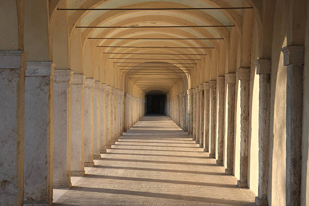 istock Porticoes in Comacchio, Italy 98428611