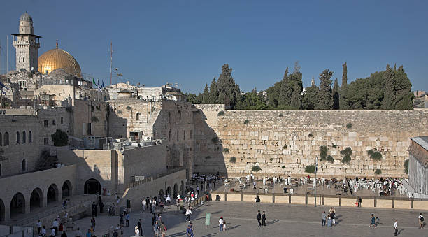 храм - west old israel wall стоковые фото и изображения