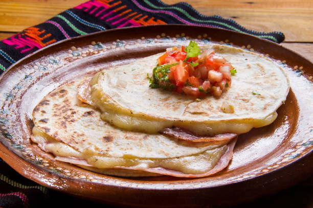 istock Mexican sincronizada with ham  and sauce 984295606
