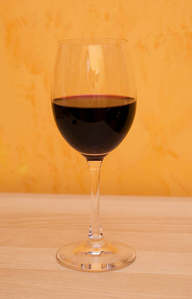 Copo de vinho vermelho - foto de acervo