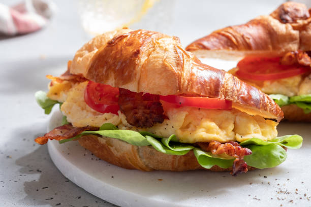 istock BLT bacon lettuce tomato sandwich croissant 984408442