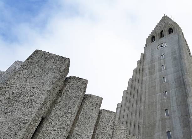 istock Church in Iceland 984552794