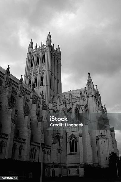 Foto de Catedral Nacional De Washington e mais fotos de stock de Arquitetura - Arquitetura, Capitais internacionais, Catedral