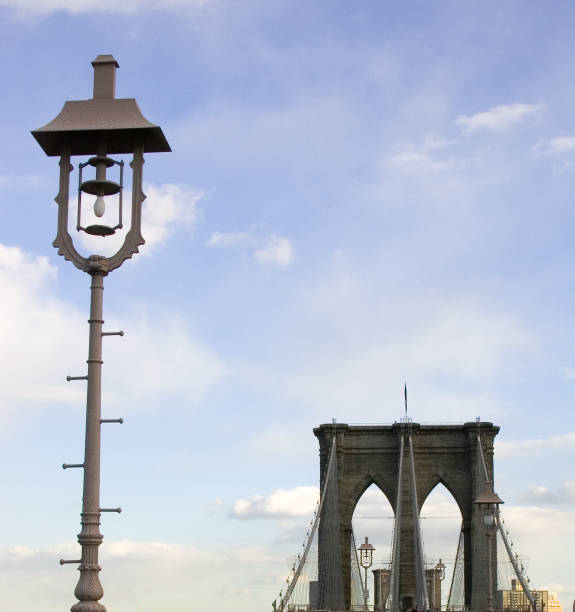 brooklyn bridge top - brooklyn bridge bridge brooklyn stone zdjęcia i obrazy z banku zdjęć