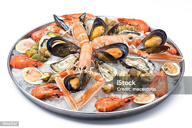 Fresco Frutos Do Mar - Fotografias de stock e mais imagens de Marisco - Marisco, Bandeja - Utensílio doméstico, Crustáceo