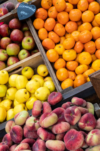 istock Apples, Clementines And Peaches 984771254
