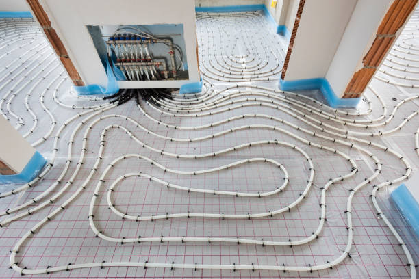 pipes of under floor heating in construction of new residential house - art installation imagens e fotografias de stock