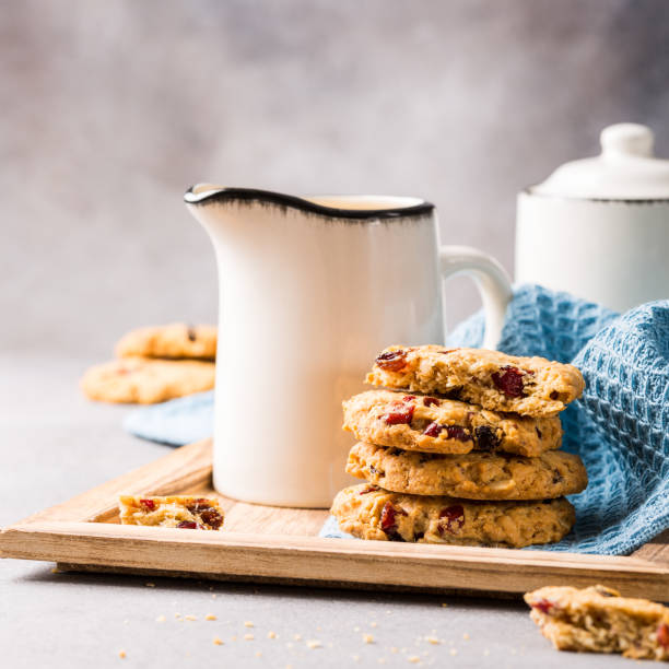 istock Oat meal cookies with raisins and cranberries 984974320