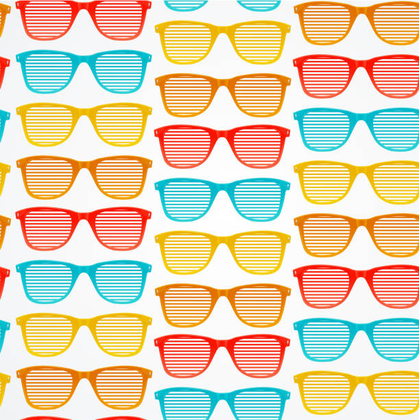 illustrations, cliparts, dessins animés et icônes de lunettes de soleil rétro rayé fond transparent. vector - sun protection glasses glass