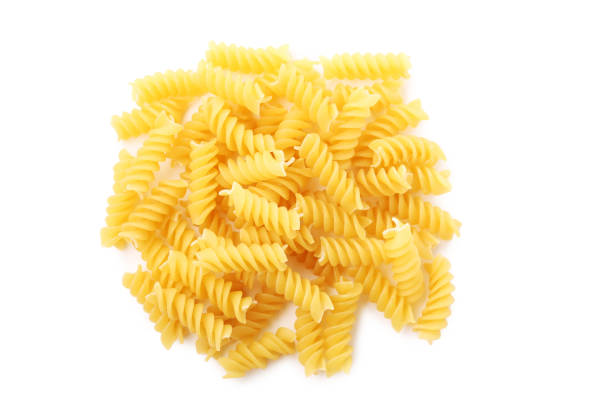 istock Spiral pasta isolated on a white background 984990062