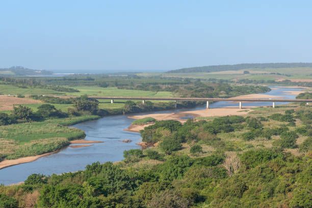 río de tugela, kwazulu natal, sudáfrica - tugela river fotografías e imágenes de stock