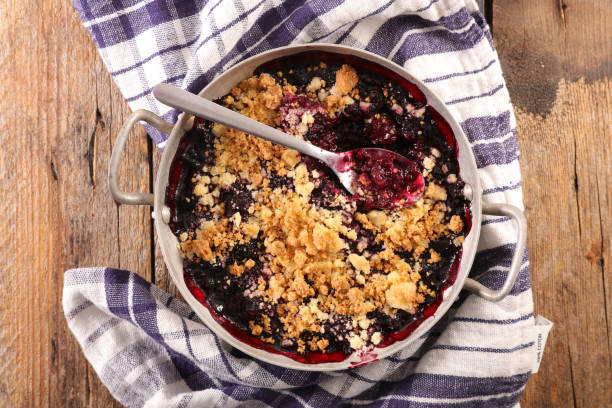istock delicious blueberry crumble 985033370