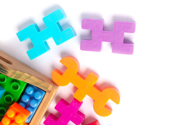 istock Toy colorful plastic blocks isolated on white background 985046732