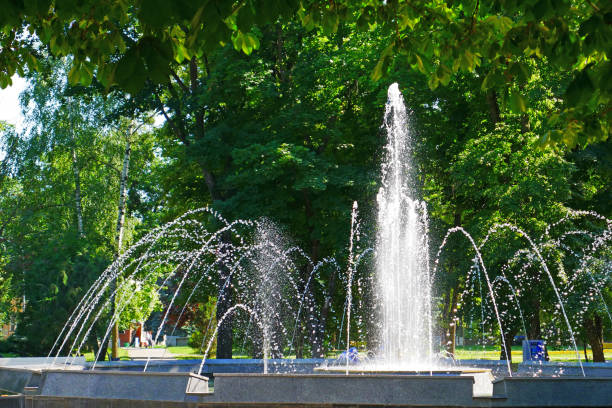 istock Fountain in the public park. 985104818