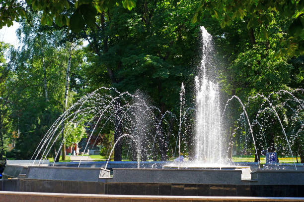 istock Fountain in the public park. 985104830
