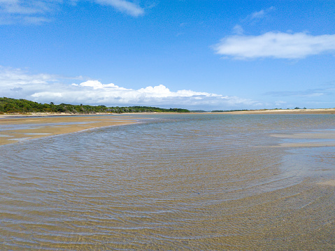 Marea de playa de Guaratiba (Maré subindo na Praia de Guaratiba) photo