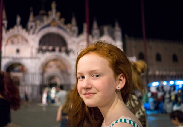 istock Girl traveling and exploring Italy. 985187172