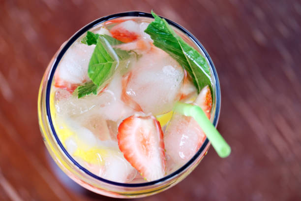 istock Photo of a refreshing fruit drink 985192644