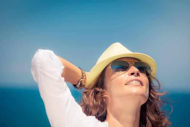 istock Young woman on summer vacation 985238182