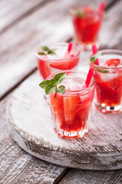istock Summer fresh drink strawberry lemonade 985266210