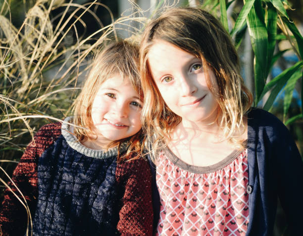 istock Sweet, sweet sister 985307506