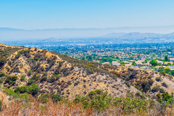 istock Morning haze over suburbs 985367666