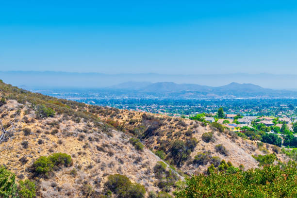 istock Houses in the distance 985367674